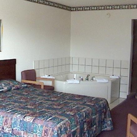 Economy Lodge And Suites Lincoln Habitación foto